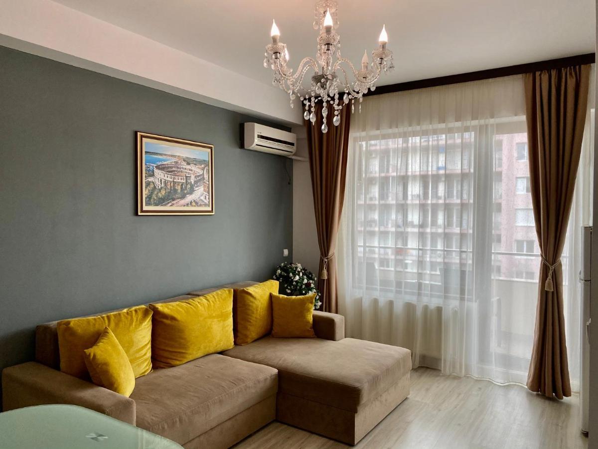 Valy Apartments Summerland Мамая Екстериор снимка
