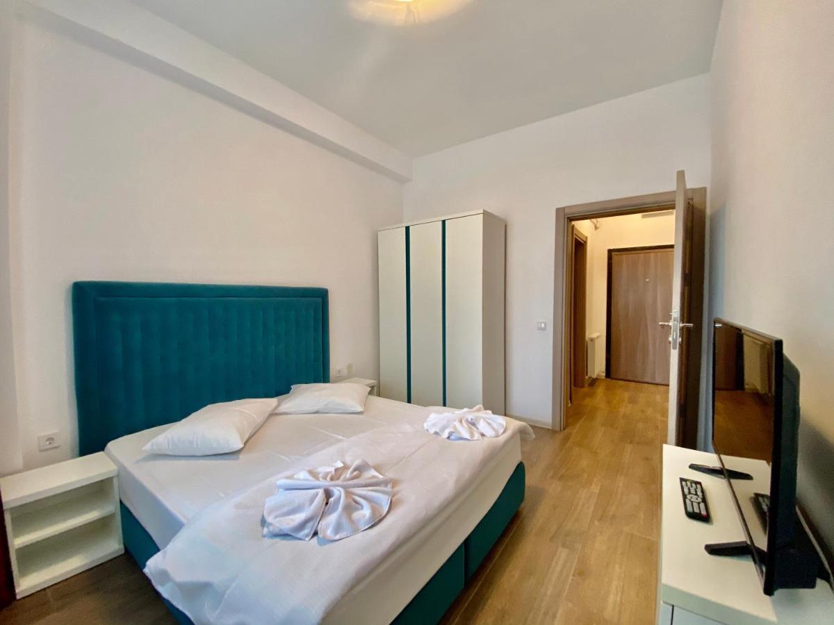Valy Apartments Summerland Мамая Екстериор снимка