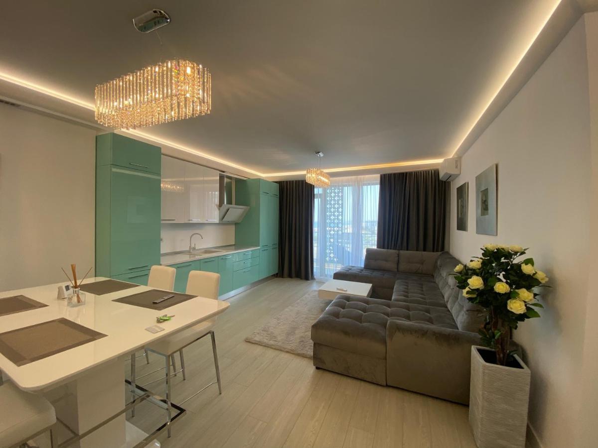 Valy Apartments Summerland Мамая Екстериор снимка
