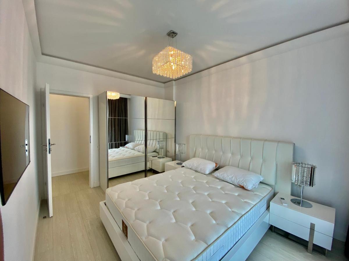 Valy Apartments Summerland Мамая Екстериор снимка