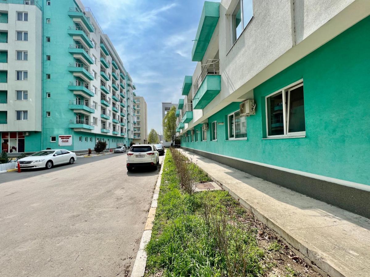Valy Apartments Summerland Мамая Екстериор снимка